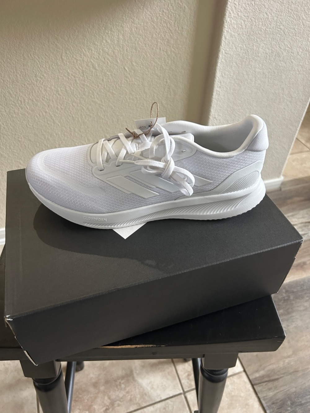 NIB Adidas White Athletic Running Sneakers - Lightweight Mesh 11.5
